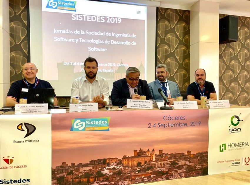 El alcalde de Cáceres inaugura las jornadas de Sistedes que este año baten record con más de 200 profesionales