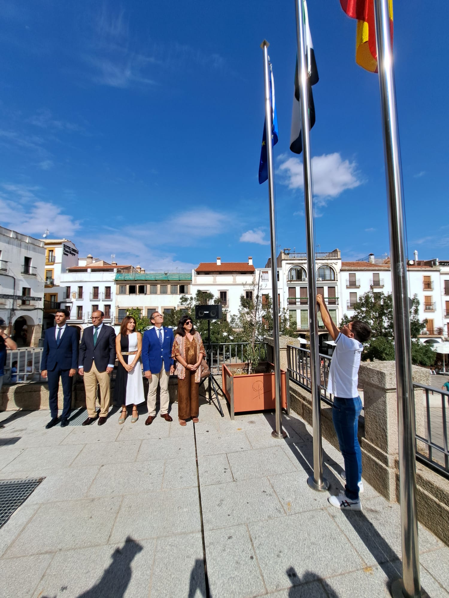 Dia De Extremadura 2023 Cáceres celebra el Día de Extremadura reflexionando sobre su futuro y  reivindicando mejores comunicaciones - Ayuntamiento de Cáceres