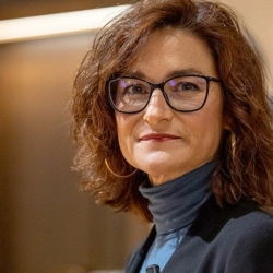 Ada Salas
