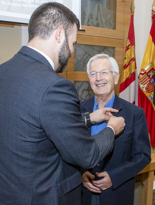 Padre Gianni Vettori
